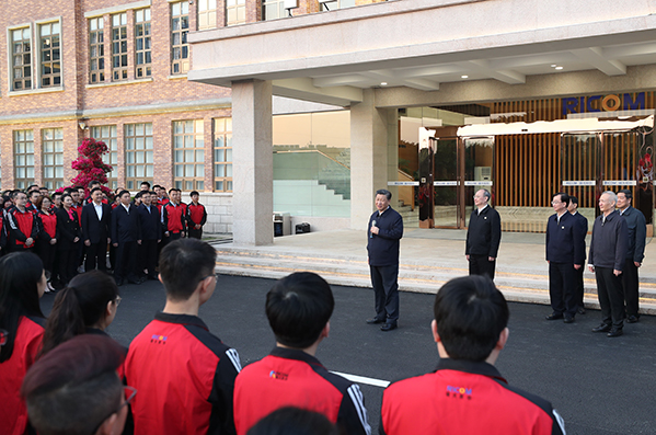 习近平：抓创新不问“出身”，只要能为国家作出贡献都会全力支持