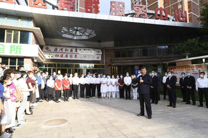 习近平在承德市考察调研