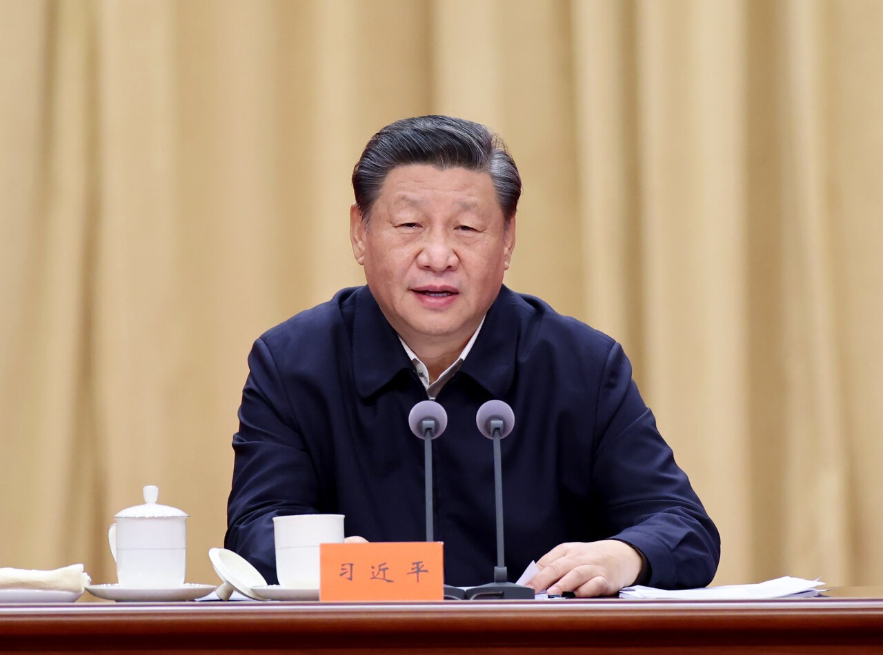 习近平：继续把党史总结学习教育宣传引向深入 更好把握和运用党的百年奋斗历史经验