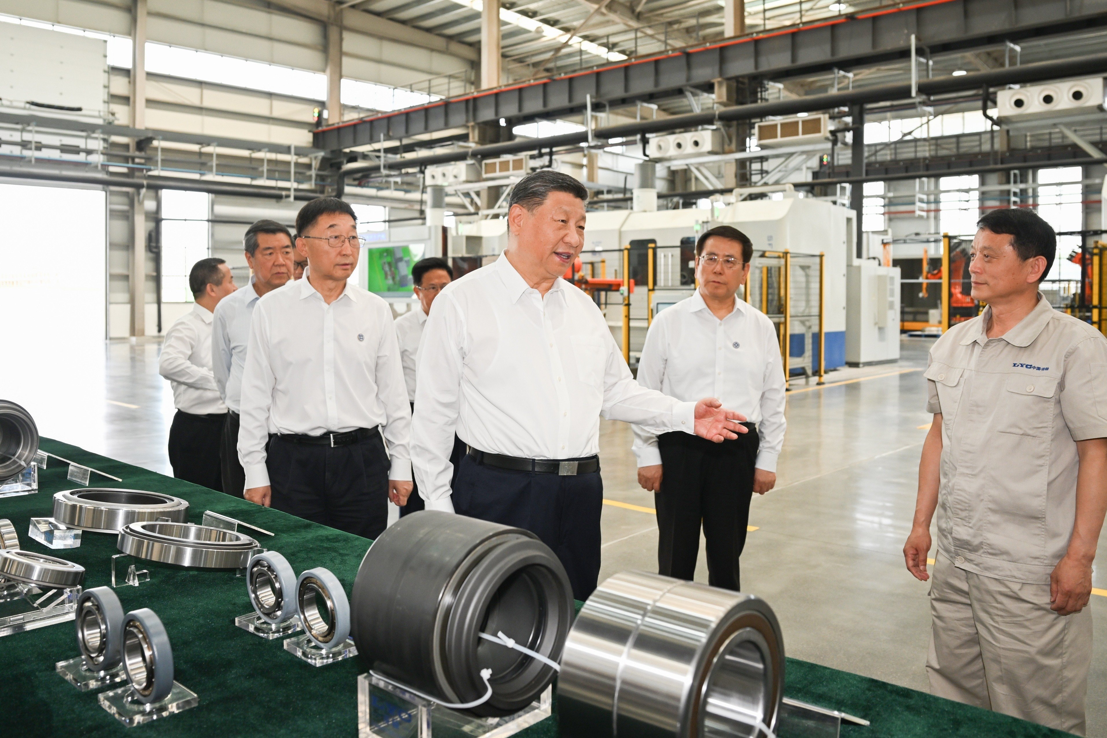 习近平在河南考察时强调 坚定信心推动高质量发展高效能
